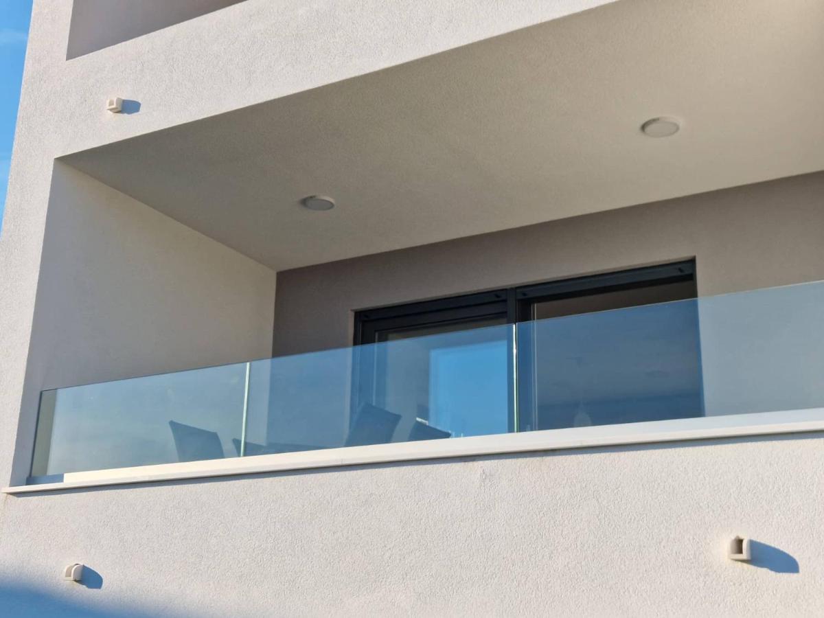 Providenca Residence シベニク エクステリア 写真