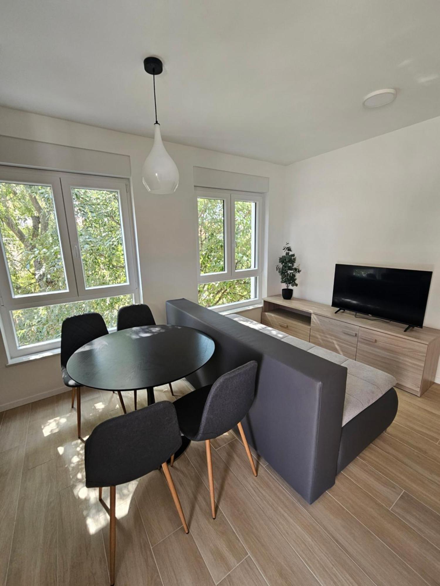 Providenca Residence シベニク エクステリア 写真