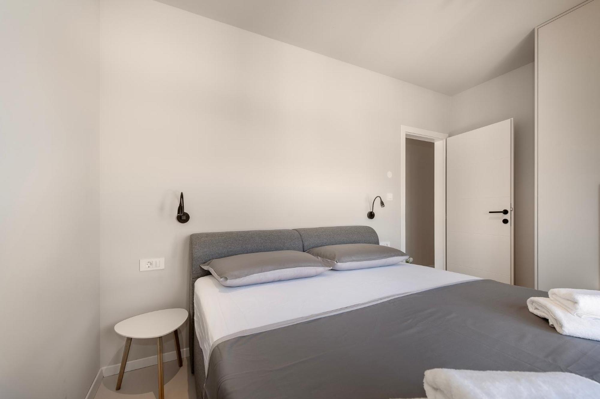 Providenca Residence シベニク エクステリア 写真